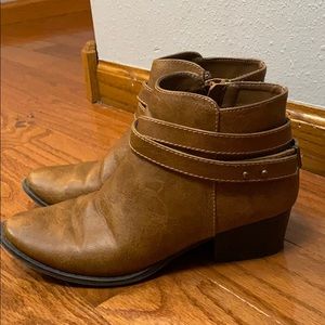Ankle boots